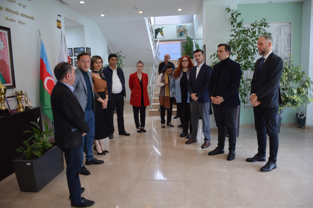 სახალხო დამცველმა მარნეულში შეხვედრები გამართა