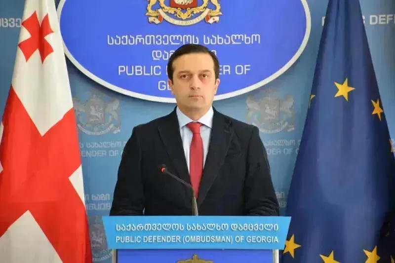 ლევან იოსელიანი ინფორმაციაზე, რომ პრეზიდენტს სტუდენტებისთვის ლექციების ჩატარების უფლება არ ეძლევა - პრეზიდენტს ყველგან შესვლისა და ყველასთან საუბრის უფლება აქვს