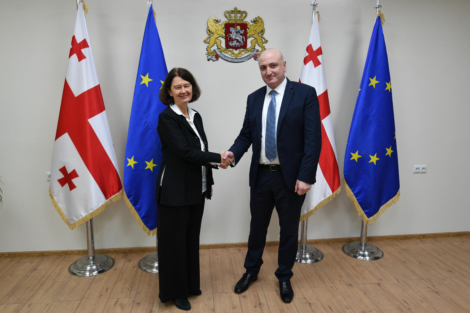ზურაბ აზარაშვილი შრომის საერთაშორისო ორგანიზაციის ცენტრალური და აღმოსავლეთ ევროპის წარმომადგენლობის დირექტორ კლერ ჰარასტის შეხვდა