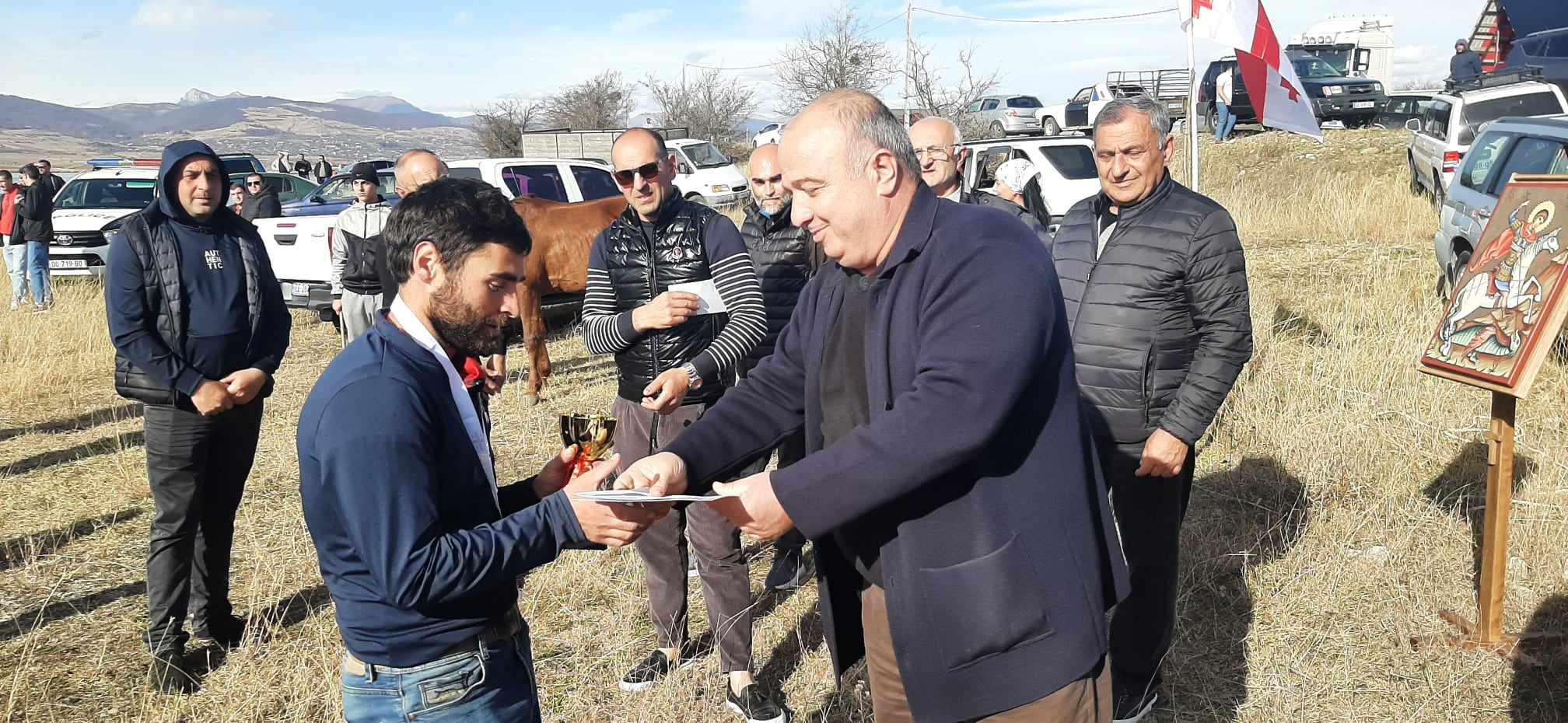 დუშეთის მუნიციპალიტეტის სოფელ მლაშეში საქართველოს ერთიანობისთვის ბრძოლებში დაღუპული მებრძოლების ხსოვნისადმი მიძღვნილი დოღი გაიმართა