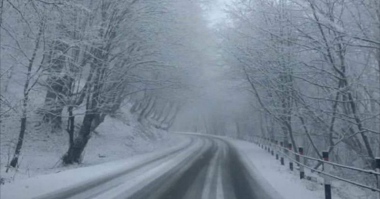 გოდერძის უღელტეხილზე ავტოტრანსპორტის მოძრაობა აკრძალულია