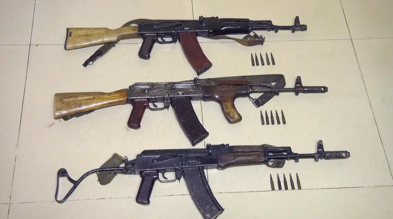 შსს - პოლიციამ თბილისსა და რეგიონებში უკანონო ცეცხლსასროლი იარაღი ამოიღო - დაკავებულია 20 პირი