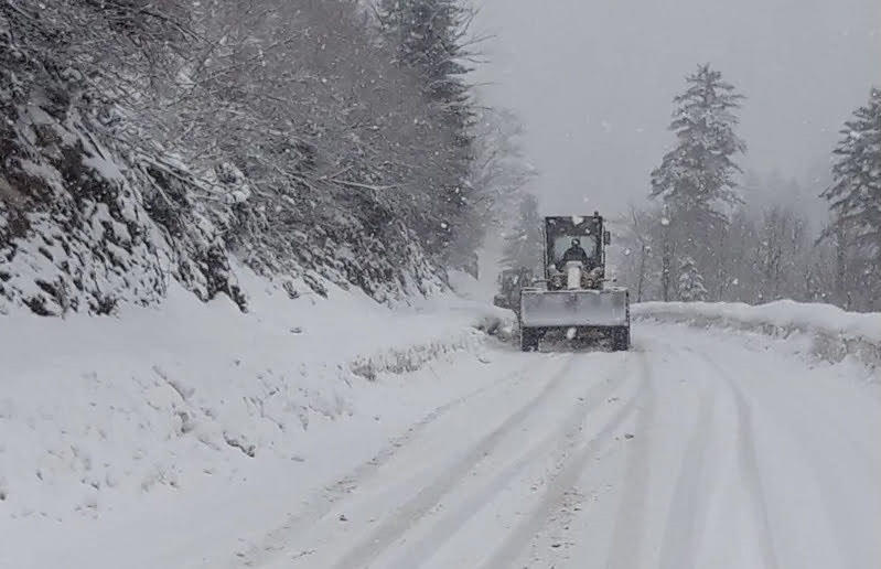 გომი-საჩხერე-ჭიათურა-ზესტაფონის გზის მონაკვეთზე ცალკეული სახის ავტოტრანსპორტის მოძრაობა აკრძალულია