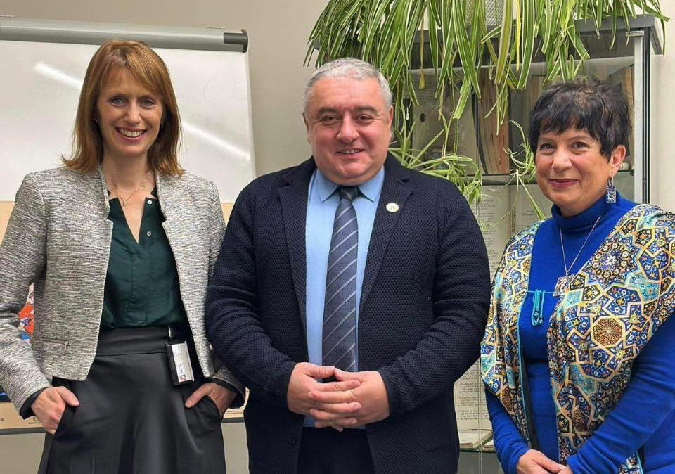 ჯაბა სამუშია გერმანიაში კავკასიოლოგიის მიმართულების სტუდენტებსა და პროფესორებს შეხვდა