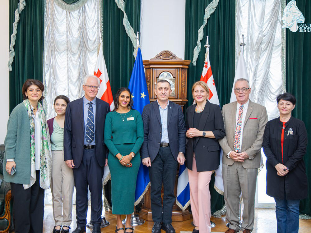 ბათუმის სახელმწიფო უნივერსიტეტს ამერიკელი მედიაექსპერტები სტუმრობდნენ