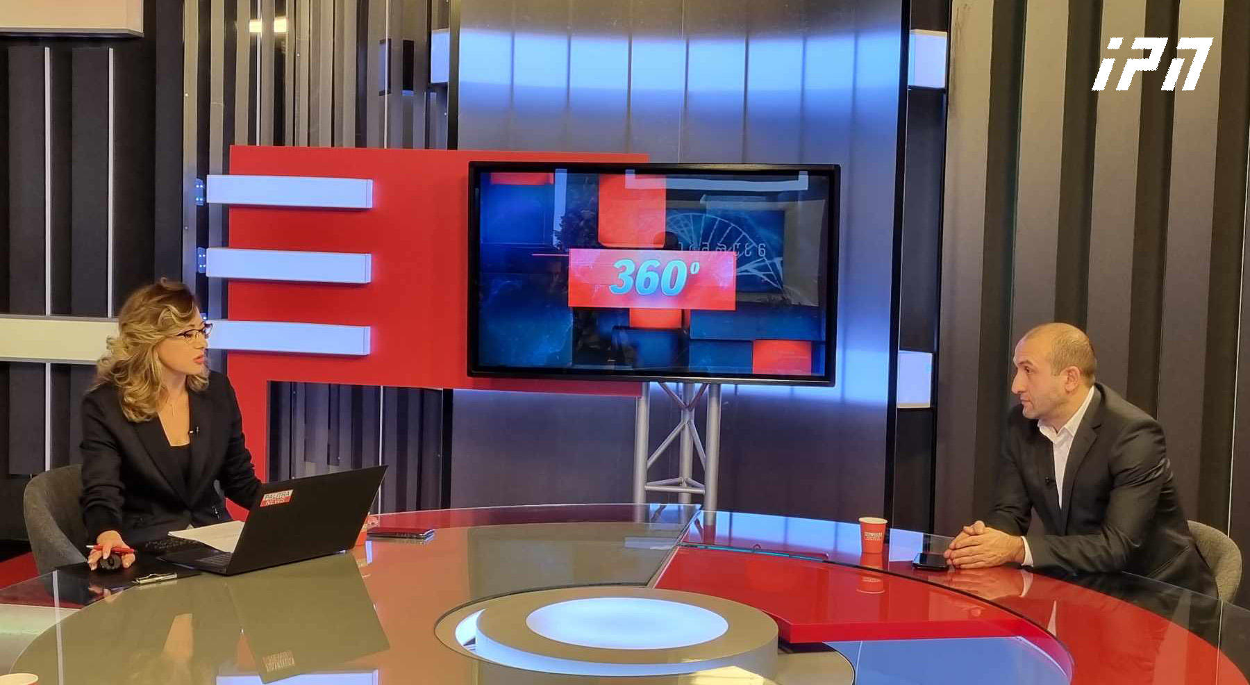 იაგო ხვიჩია - ოლიგარქი არ მინდა პარტიაში, დაფინანსება მჭირდება - ხეირიანი ამბავი იქნება „ლელო“ რომ სწორად განკარგავდეს პოლიტიკურ ფინანსებს, რომელიც უხვად აქვს და ფლანგავს - მგონია, რომ „ლელო“ „ნაცებში“ უნდა შევიდეს