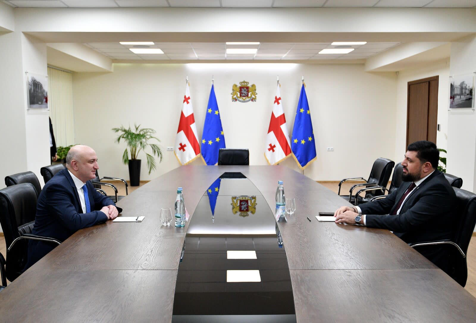 Head of Anti-Corruption Bureau meets with Minister of Health