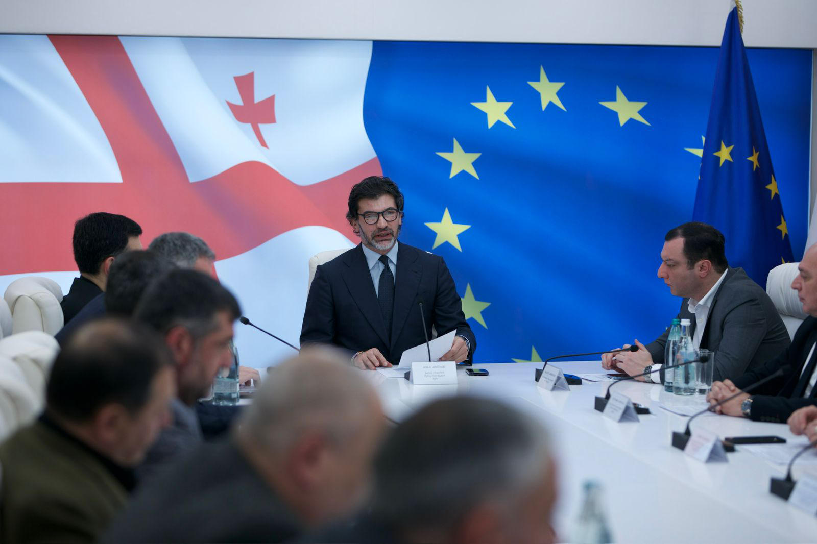 კახა კალაძე - გიორგი ვაშაძეს წარმოდგენა არ აქვს, რა არის სატრანსპორტო პოლიტიკა, რეფორმა - ნებისმიერ ადამიანთან თანამშრომლობისთვის მზად ვართ, მაგრამ პოპულისტური განცხადებები კარგს არავის მოუტანს