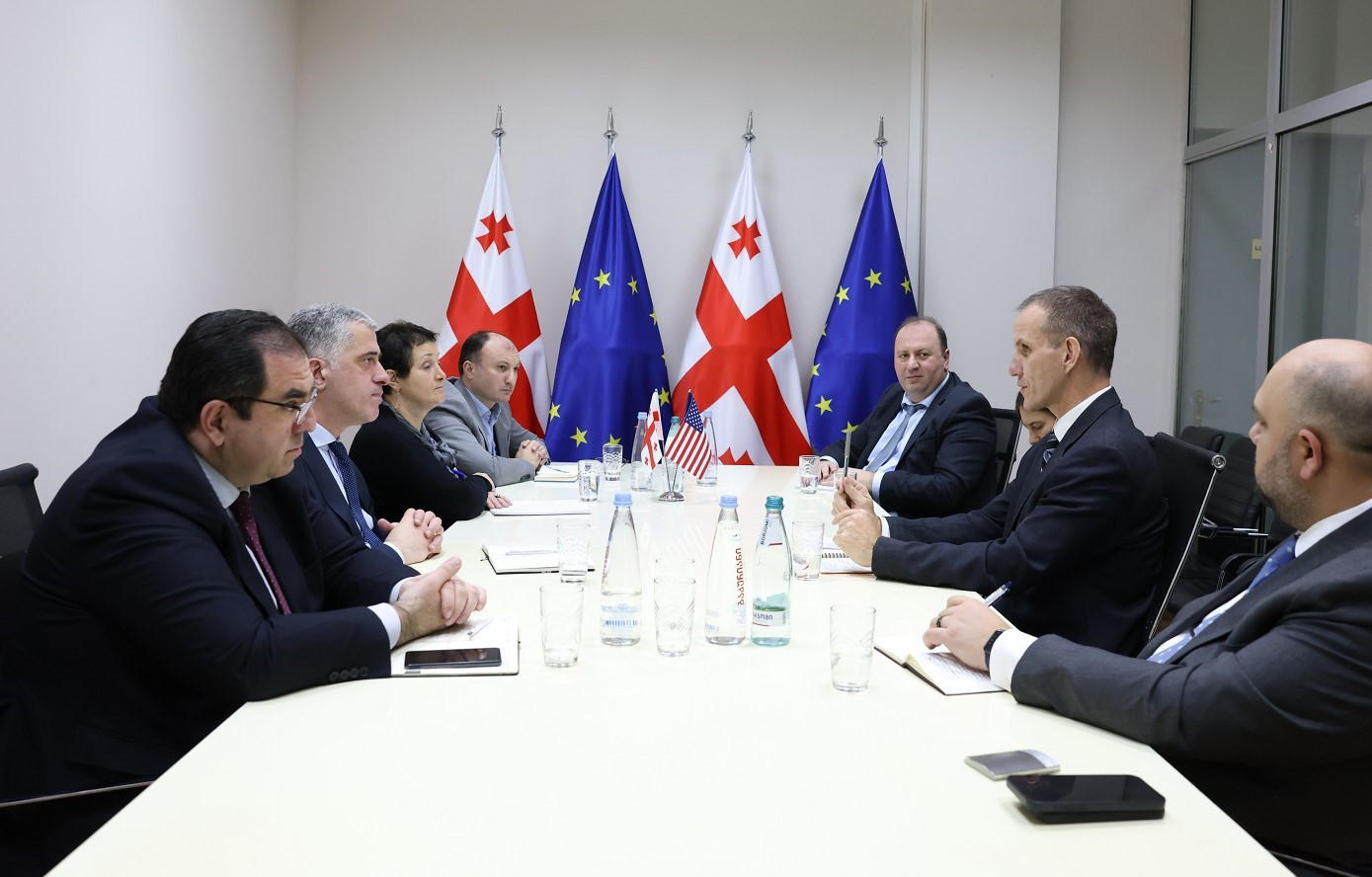 ოთარ შამუგია აშშ-ის სოფლის მეურნეობის დეპარტამენტის რეგიონულ ხელმძღვანელს მაიკლ ფრენკომს შეხვდა