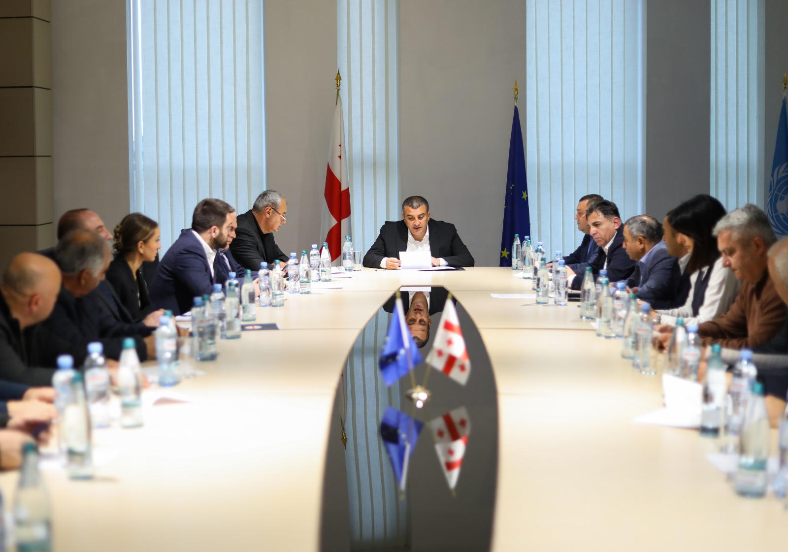 გიორგი დოხტურიშვილმა ქვემო ქართლში  სახელმწიფო რწმუნებულის ადმინისტრაციაში საკონსულტაციო საბჭოს სხდომა გამართა