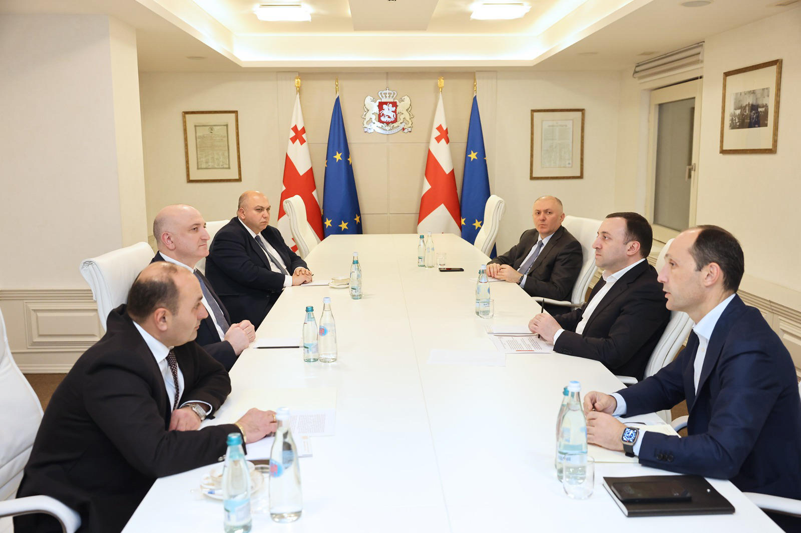 პრემიერ-მინისტრ ირაკლი ღარიბაშვილის ხელმძღვანელობით ეკონომიკური საბჭოს სხდომა გაიმართა