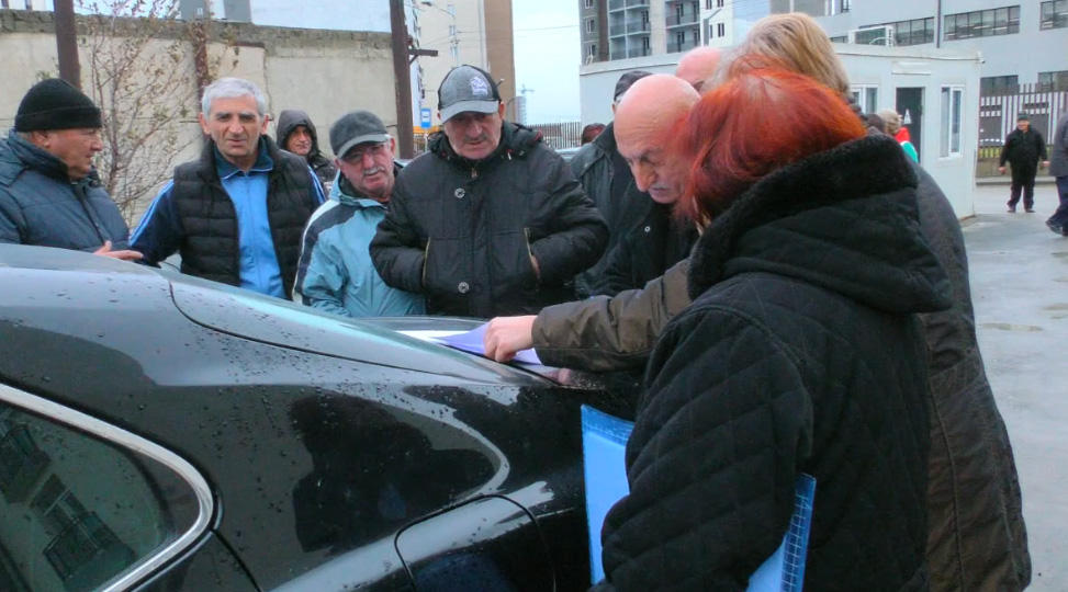 დიღომში, მოსახლეობამ რეკრეაციულ ზონაში კორპუსის მშენებლობა გააპროტესტა