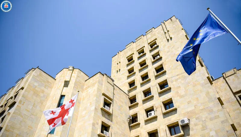 პროკურატურის ინფორმაციით, 2024 წელს, ნარკოდანაშაულისთვის 270 პირს, მათ შორის 41 ნარკორეალიზატორს ბრალდება წარუდგინეს