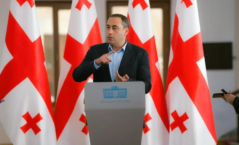 გიორგი ვაშაძე ალექსი პეტრიაშვილის დაკავებაზე - ევროინტეგრაციის ყოფილი მინისტრის დაკავება ევროინტეგრაციის იდეის აქციაზე არის განაცხადი, რომ „ქართული ოცნება“ ღიად ეუბნება უარს ევროკავშირში ჩვენ გაწევრიანებას