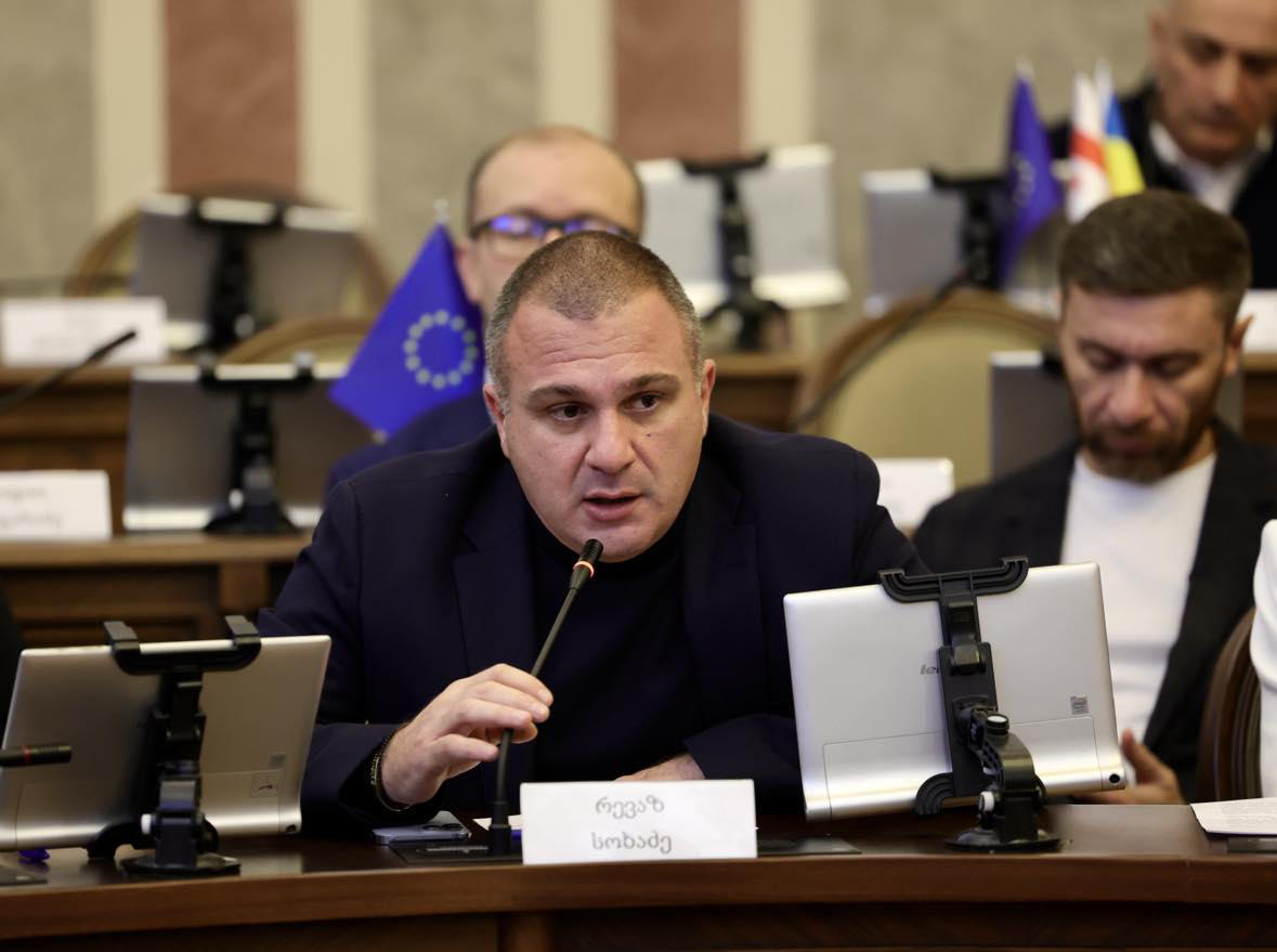 რევაზ სოხაძემ ქალაქში მიმდინარე და დაგეგმილ პროექტებზე ისაუბრა