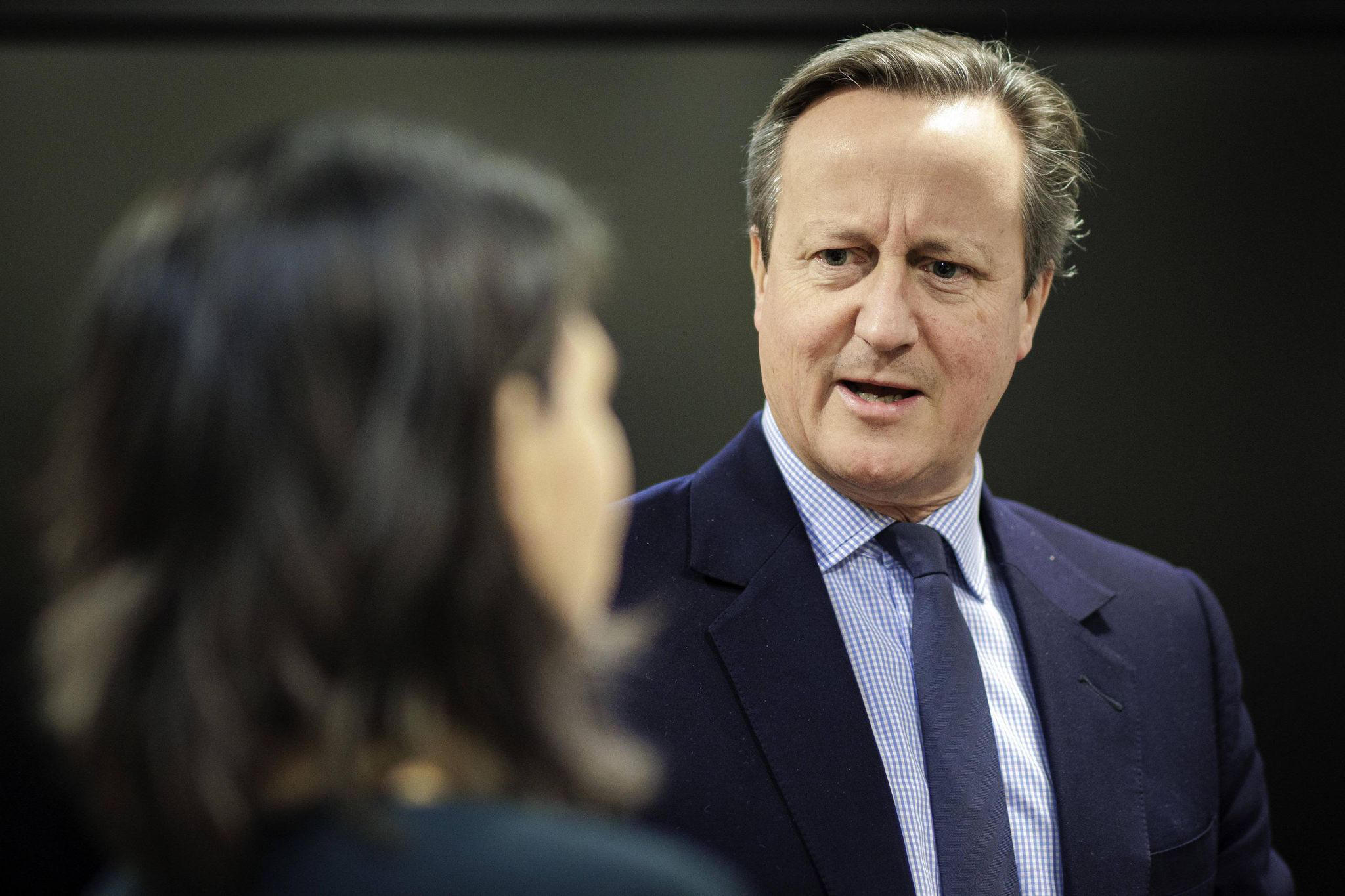 დევიდ კემერონი და ანალენა ბერბოკი - ღაზაში ცეცხლის მდგრადი შეწყვეტისთვის ყველაფერი უნდა გავაკეთოთ