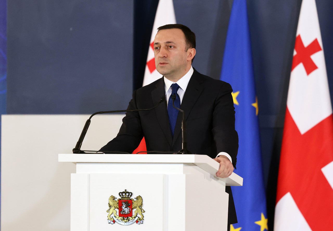 ირაკლი ღარიბაშვილი - დევნილთა ბიუჯეტი 2012 წელს  იყო 25 მილიონი ლარი, წელს უკვე  267 000 000 ლარია დევნილთა ბიუჯეტი, ანუ გაათმაგებულია თითქმის