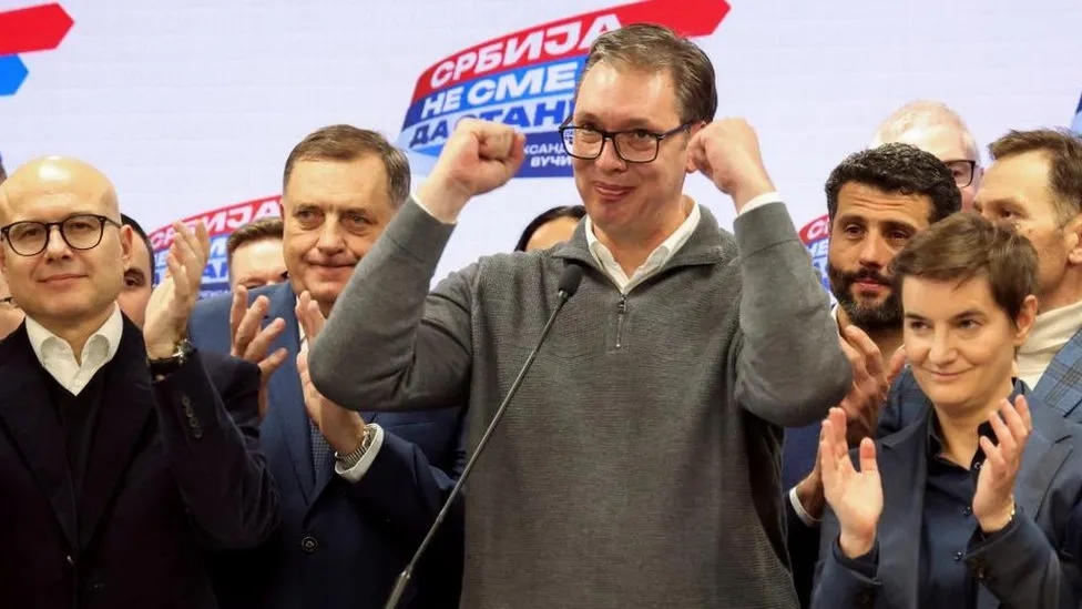 წინასწარი შედეგებით, სერბეთის ვადამდელ საპარლამენტო არჩევნებში ალექსანდრ ვუჩიჩის ბლოკი ლიდერობს