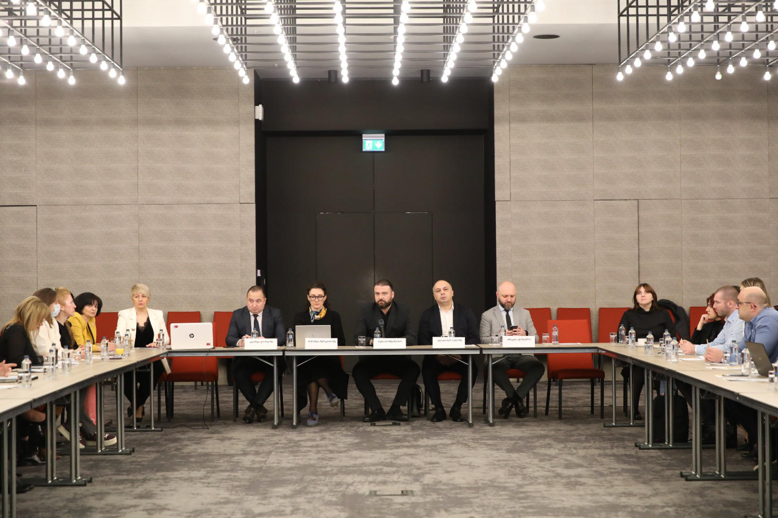 სუიციდის პრევენციის საკითხზე უწყებათაშორისი მრგვალი მაგიდა გაიმართა