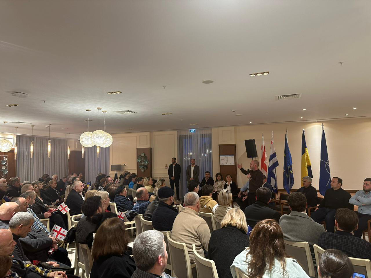 ლევან ხაბეიშვილი ქვეყნის მასშტაბით შეხვედრებს აგრძელებს