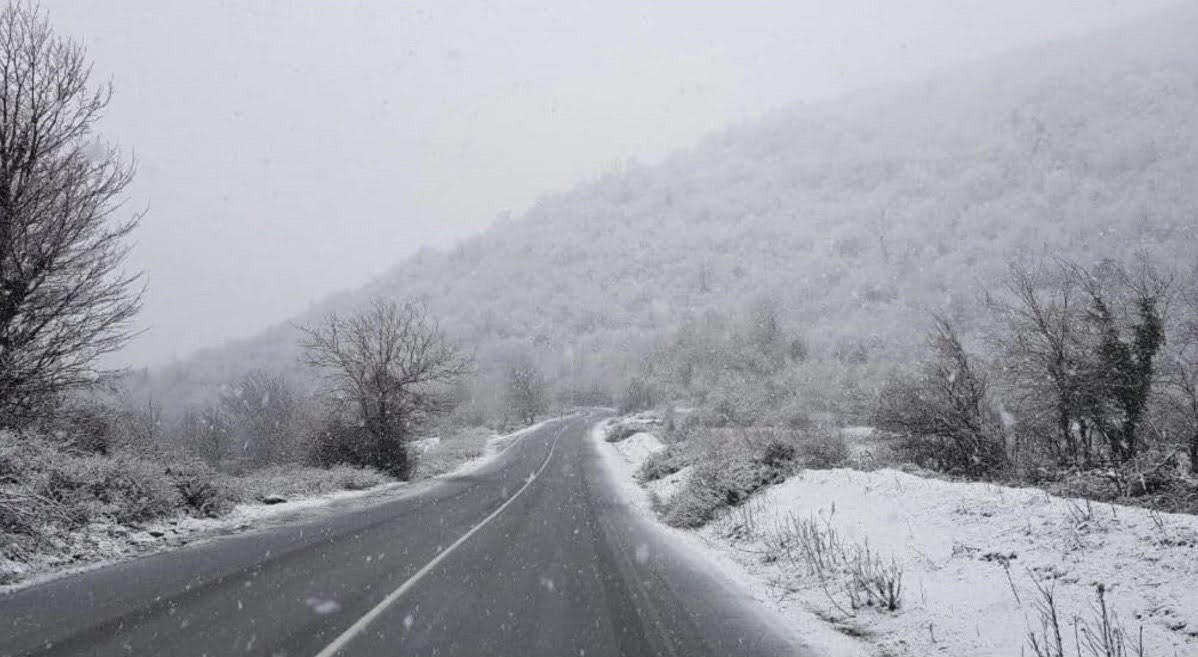 ფარავნის უღელტეხილზე ავტოტრანსპორტის მოძრაობა აკრძალულია