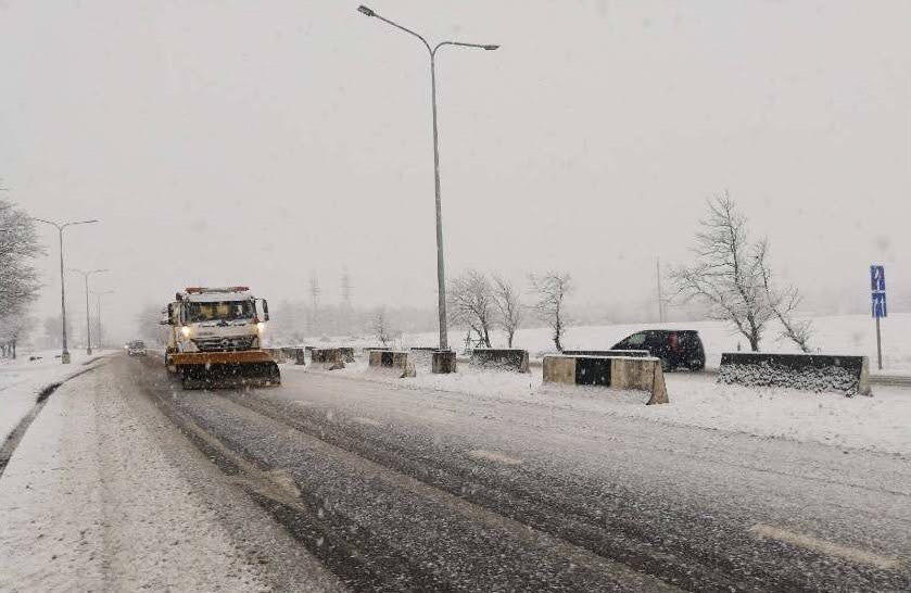 ახალქალაქი-კარწახის გზის გარკვეულ მონაკვეთზე ცალკეული სახის ავტოტრანსპორტის მოძრაობა აკრძალულია