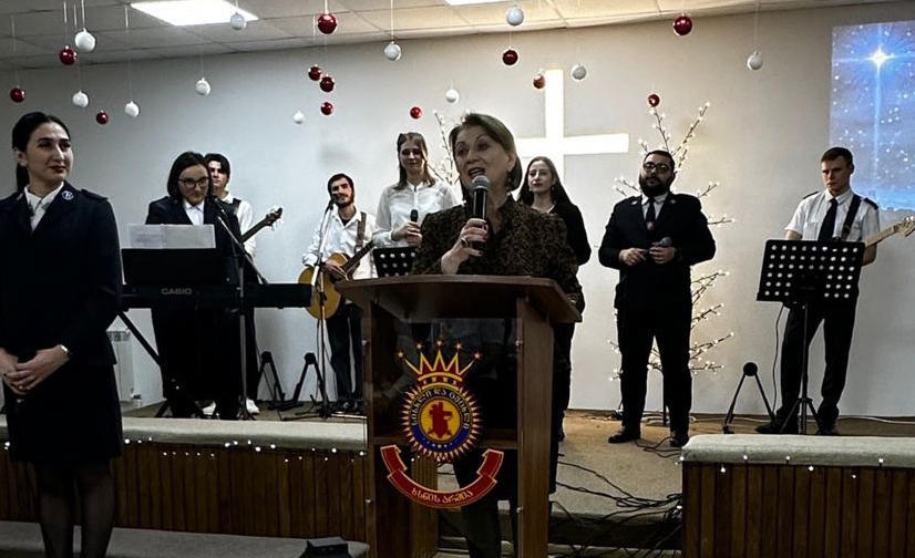 დღეს ქრისტესშობას „ხსნის არმიის“ ეკლესია და მისი მრევლი აღნიშნავს