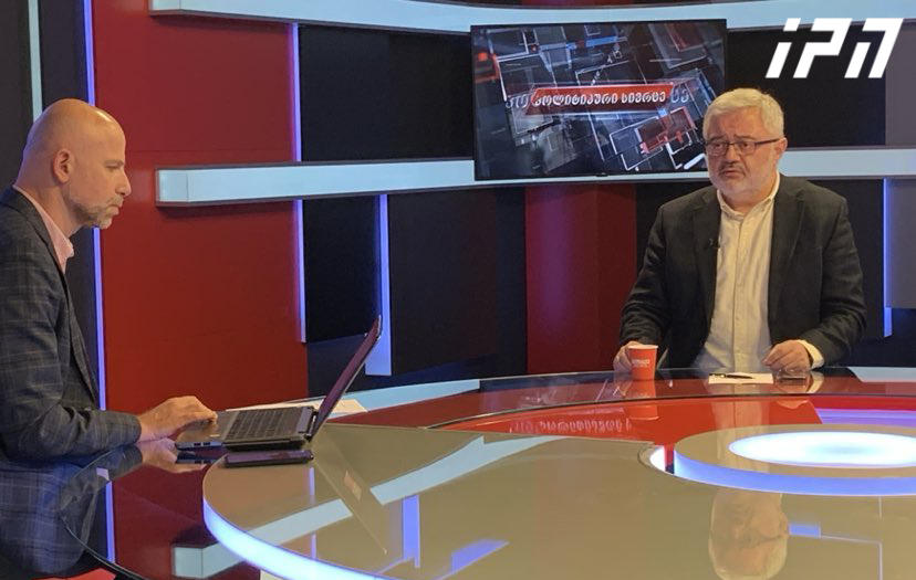 დავით უსუფაშვილი - არც მარჯვენა გამხმობია და არც თითი მომტეხია, როდესაც 12 პუნქტზე „ოცნების“ კანონპროექტებს მივეცი ხმა, რადგან ჩავთვალე, რომ ქვეყნისთვის სწორია - პოლარიზაცია ციდან ხომ არ ვარდება, მას ქმნიან მშიშარა ადამიანები