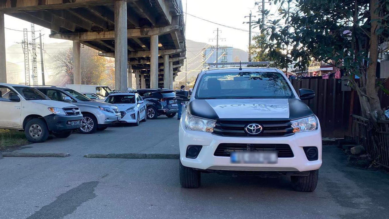 ბათუმში, წყლისპირის ქუჩაზე მდებარე ყოფილი სამხედრო ბაზის შენობაში მოქალაქეები შეიჭრნენ