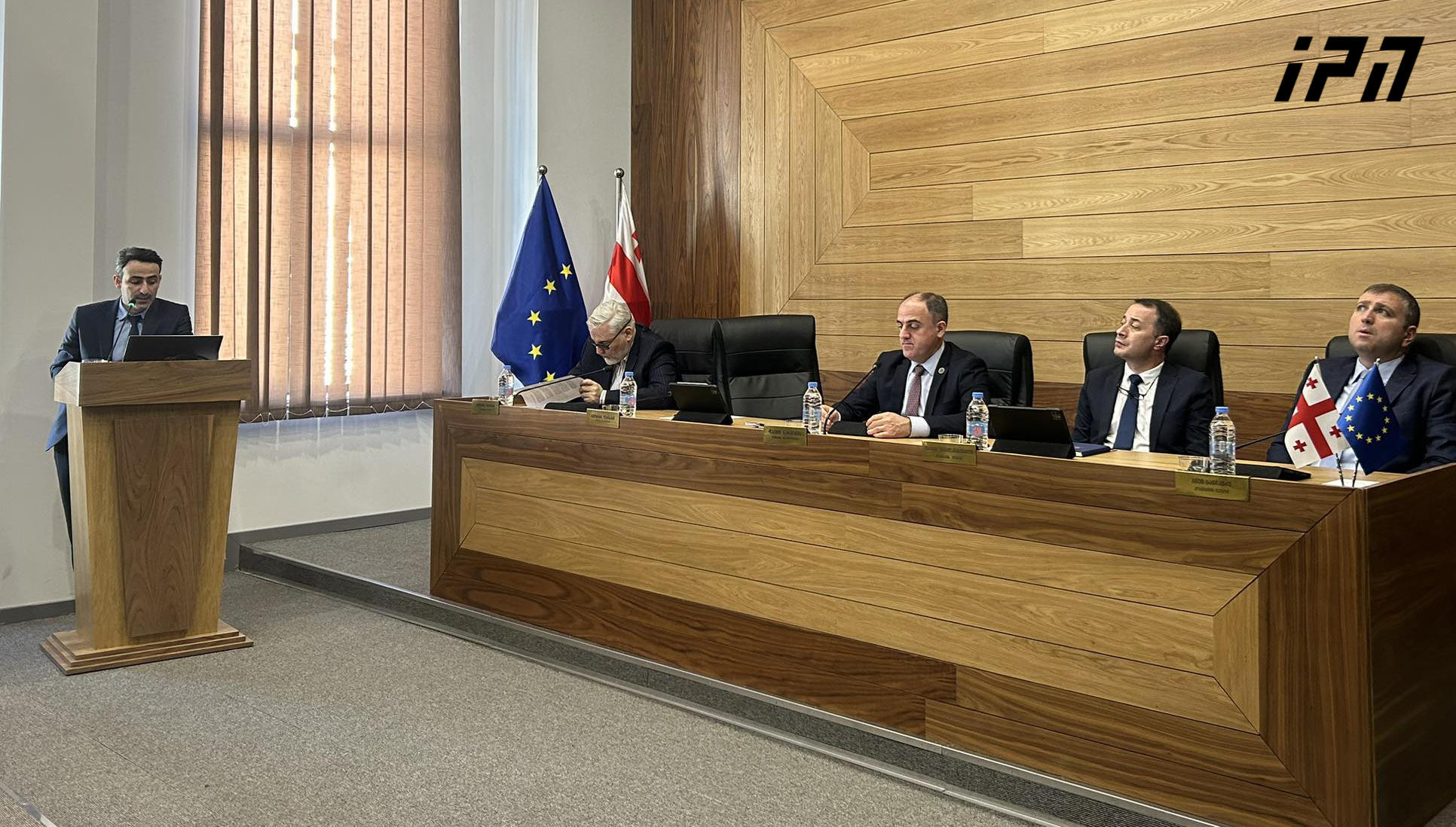 სემეკის სხდომაზე ელექტროენერგიის სამომხმარებლო ტარიფის ცვლილების საკითხს განიხილავენ