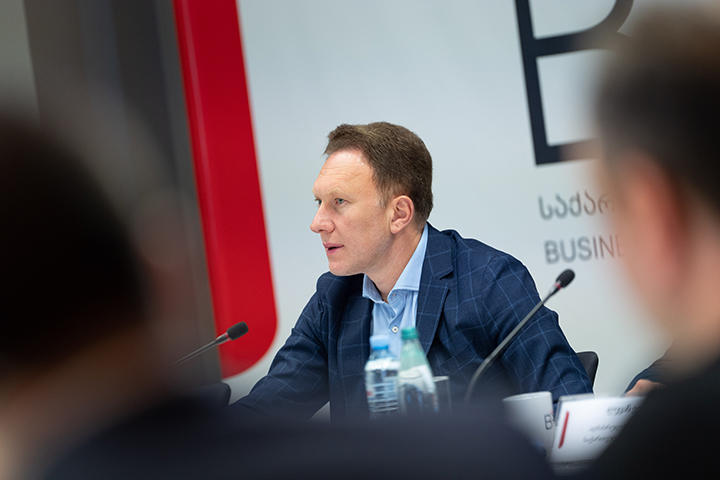 სოსო ფხაკაძე - ბიზნესი მიდის იქ, სადაც სტაბილური გარემო და მეტი შემოსავლის მიღების საშუალებაა - ეს ევროკავშირია