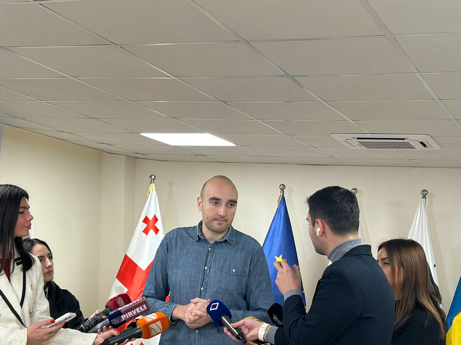 ირაკლი ფავლენიშვილი - ბიძინა ივანიშვილის დაბრუნება პოლიტიკაში განაპირობა მიხეილ სააკაშვილის ხელმძღვანელობით „გამარჯვების კოალიციასთან“ დამარცხების შიშმა, სანქციების შიშმა და იმან, რომ მისი რუსული სქემა არ შედგა