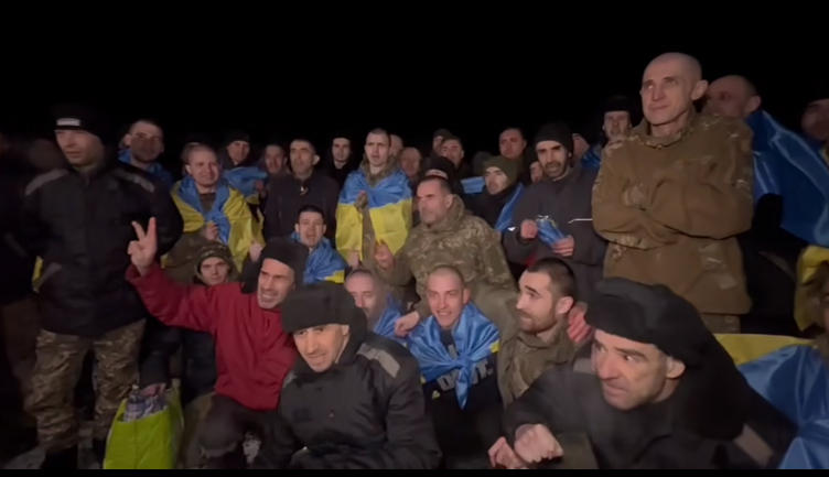 უკრაინამ რუსეთის ტყვეობიდან 200-ზე მეტი სამხედრო და სამოქალაქო პირი დაიბრუნა