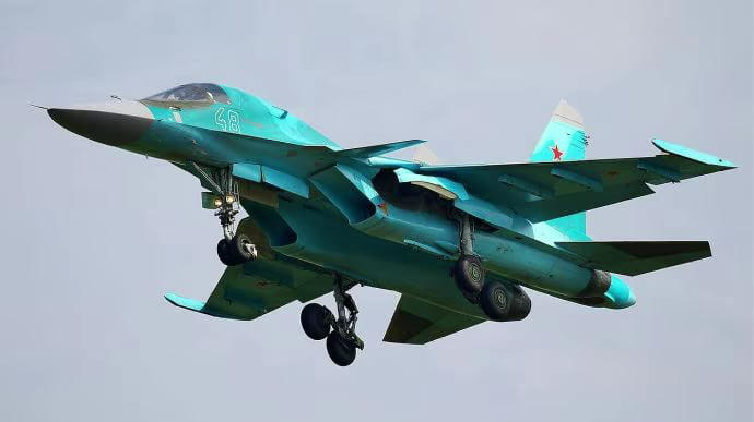 მედია - რუსეთის აეროდრომზე „სუ-34“ ტიპის ბომბდამშენი დაიწვა