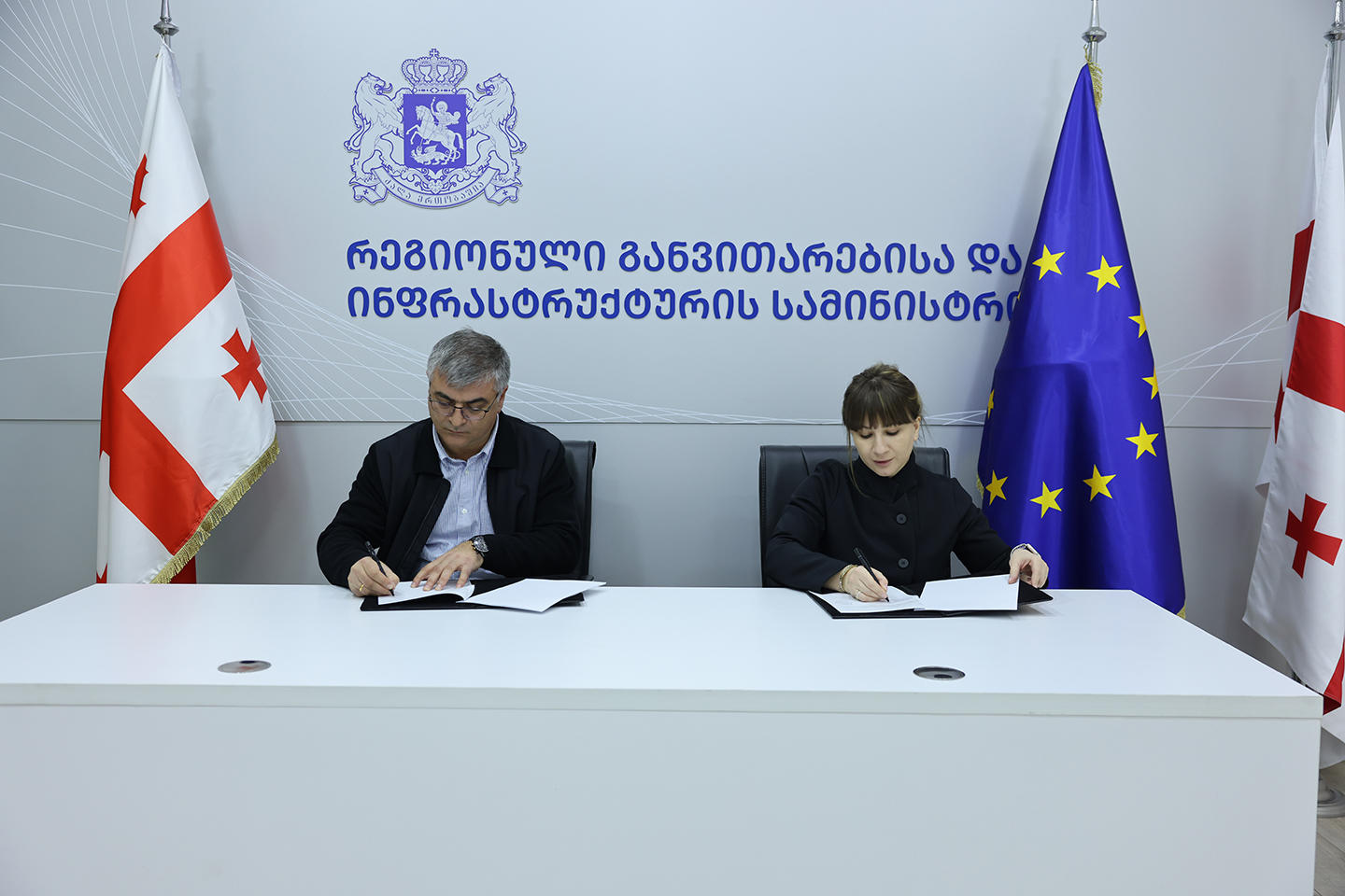 დაბა ბაკურიანში წყლისა და წყალარინების ინფრასტრუქტურის მოსაწყობად საპროექტო - სამშენებლო სამუშაოები დაიწყო