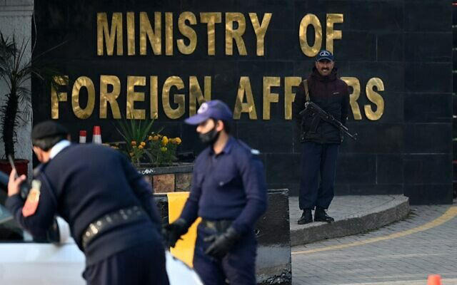 ირანული მედია - პაკისტანმა ირანის ტერიტორიაზე სარაკეტო იერიში განახორციელა, დაიღუპა 3 ქალი და 4 ბავშვი