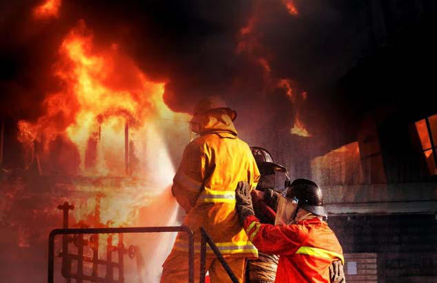 ჩინეთში, სკოლის საერთო საცხოვრებელში გაჩენილი ხანძრის შედეგად 13 ადამიანი დაიღუპა