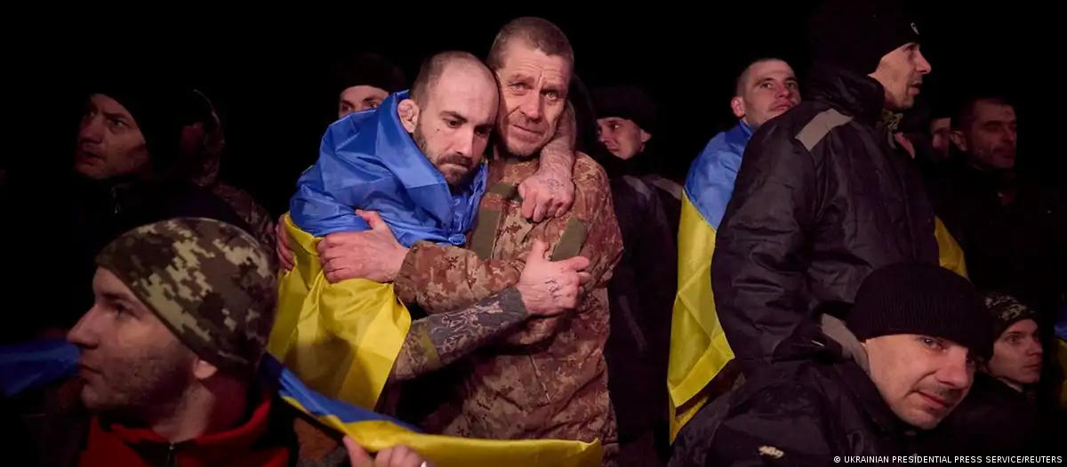 უკრაინა აცხადებს, რომ რუსეთის ტყვეობაში 8 000-ზე მეტი უკრაინელი იმყოფება