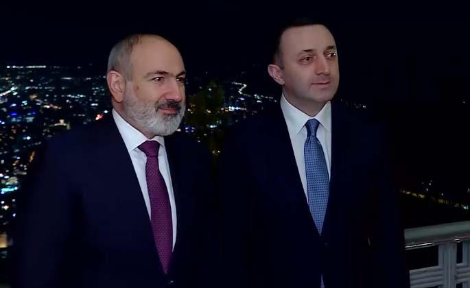 ირაკლი ღარიბაშვილმა ნიკოლ ფაშინიანს ვახშამზე უმასპინძლა