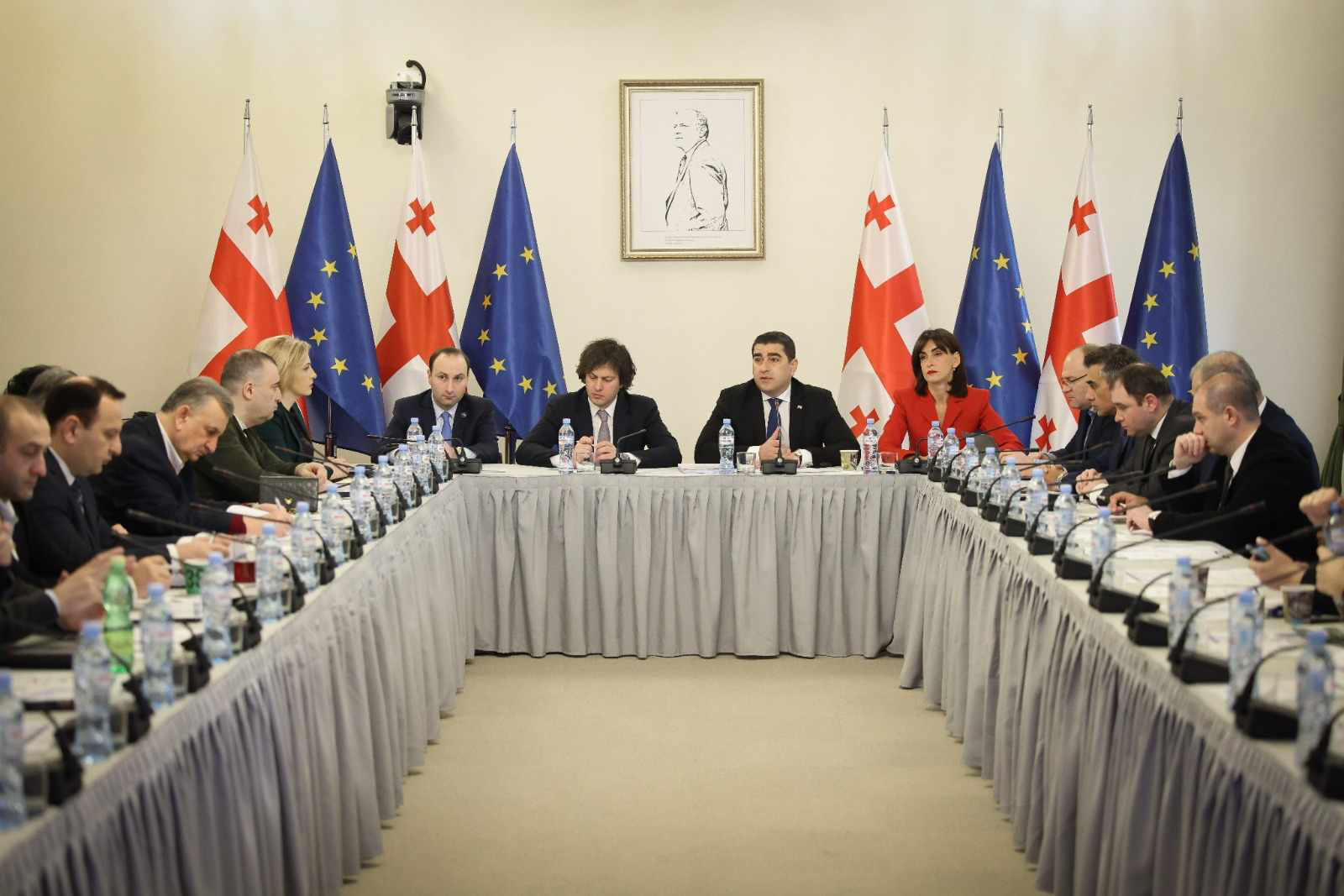 ევროკავშირის 9 რეკომენდაციასთან დაკავშირებით პარლამენტში სამუშაო შეხვედრა მიმდინარეობს