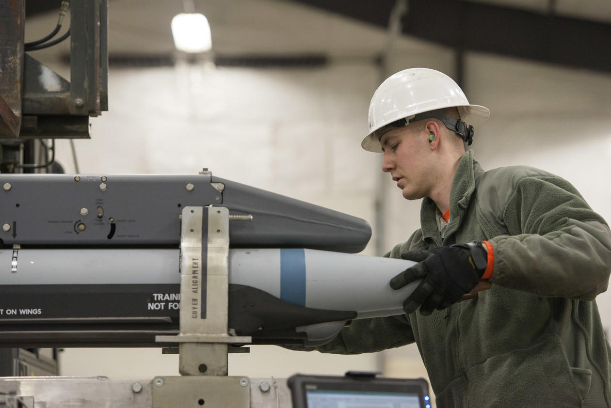 Politico - აშშ-მა მაღალი სიზუსტის GLSDB რაკეტები უკრაინას  შესაძლოა, 31 იანვარს  გადასცეს