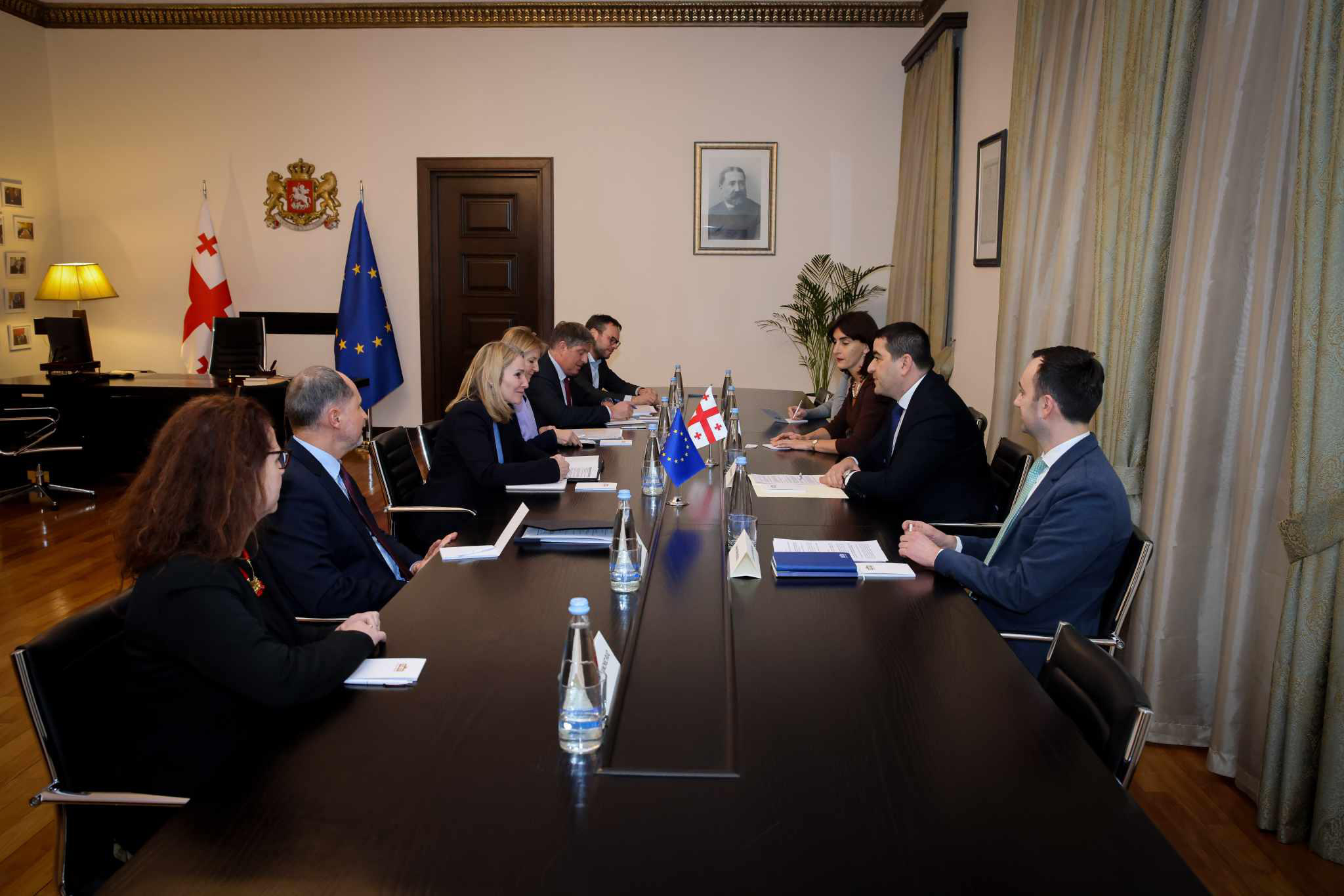შალვა პაპუაშვილი ევროკომისიის აღმოსავლეთ სამეზობლოსა და ინსტიტუციური განვითარების მიმართულების ხელმძღვანელს შეხვდა