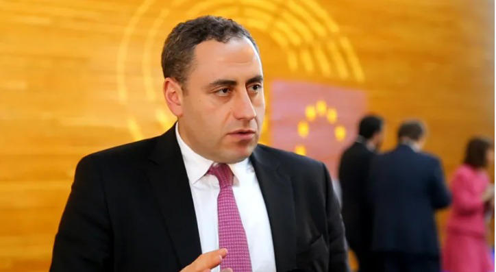 გიორგი ვაშაძე ერთიანობის დეკლარაციაზე - უმნიშვნელოვანესი დოკუმენტია, რომელიც მთლიანად ოპოზიციამ შექმნა - ერთიანი ძალებით, პირველ რიგში ქართველ ხალხთან ერთად, 26 ოქტომბრის რეფერენდუმზე დიდ გამარჯვებას მოვიპოვებთ