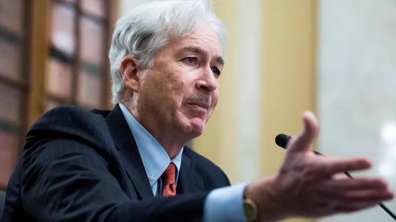 უილიამ ბერნსი - პუტინი მოძალადეა, ის დროდადრო გააგრძელებს იარაღის ჟღარუნს - არ გვაქვს უფლება, ამ იარაღის ჟღარუნმა შეგვაშინოს, გვახსოვდეს ეს