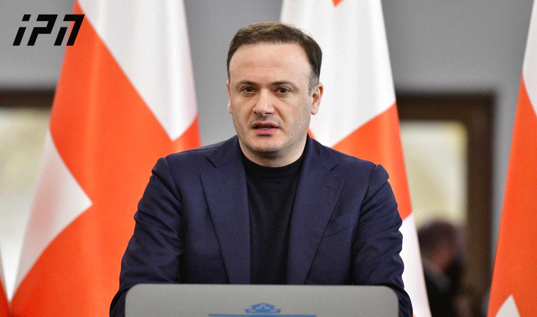 ირაკლი ზარქუა „ლელოს“ დაპირებაზე - სანქცია უნდა დავუწესოთ რუსეთსო -  0,03-ია ჩვენი სანქცია რუსეთის ეკონომიკისთვის და აქეთ მინუს 10 პროცენტი, რაც გვქონდა პენსია, იმასაც ვერ დავარიგებდით და შენ ამ დროს 1000-ლარიან პენსიას ეუბნები, აპრიორი ატყუებ