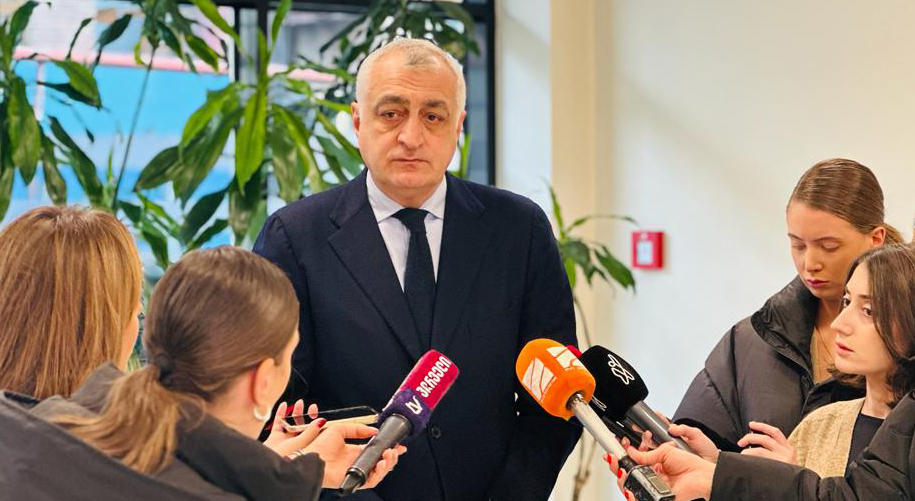 Mamuka Khazaradze: If the representatives of Georgian Dream have such a reaction to the banner, it means that they are in trouble