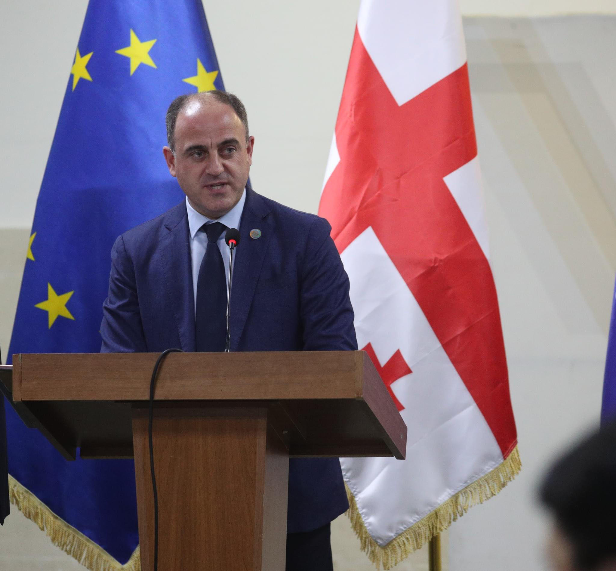 სემეკ-ის თავმჯდომარეს, პროფესორ დავით ნარმანიას სტუ-ში ხანგრძლივი და ნაყოფიერი საქმიანობისთვის საპატიო დიპლომი გადაეცა