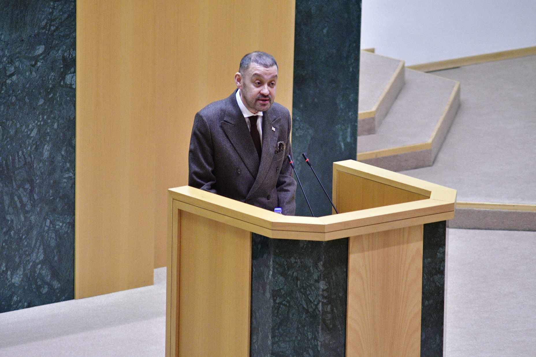 ბექა ოდიშარია - დღეს „ქართული ოცნება" არის შეკრული ოჯახი, რომელიც მზად არის გამოწვევებთან გასამკლავებლად