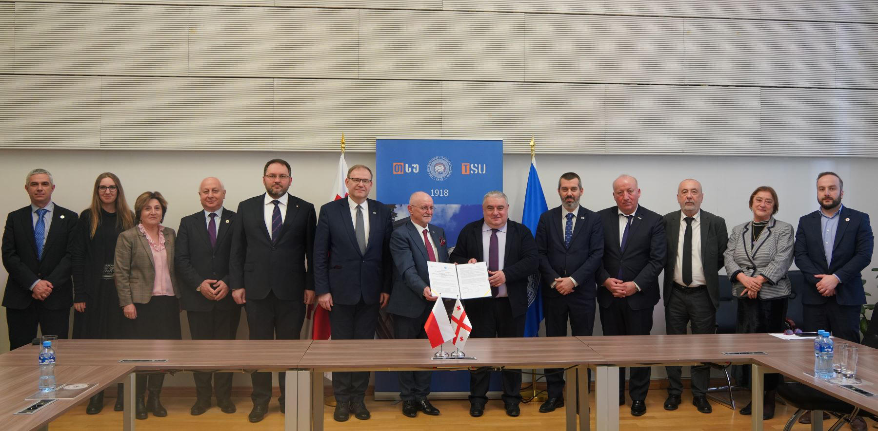 ჯაბა სამუშიამ ვარშავის უნივერსიტეტის დელეგაციასთან სამუშაო შეხვედრა გამართა