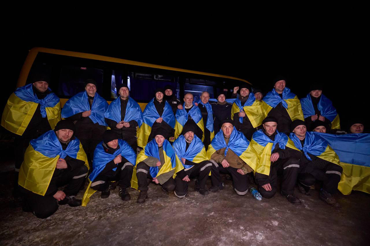 უკრაინამ რუსეთის ტყვეობიდან კიდევ 100 ადამიანი დაიბრუნა